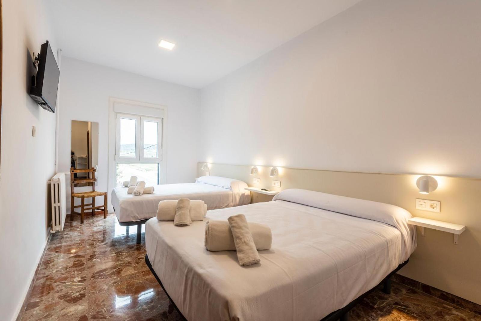 Hostal La Via Verde Sarrión 外观 照片